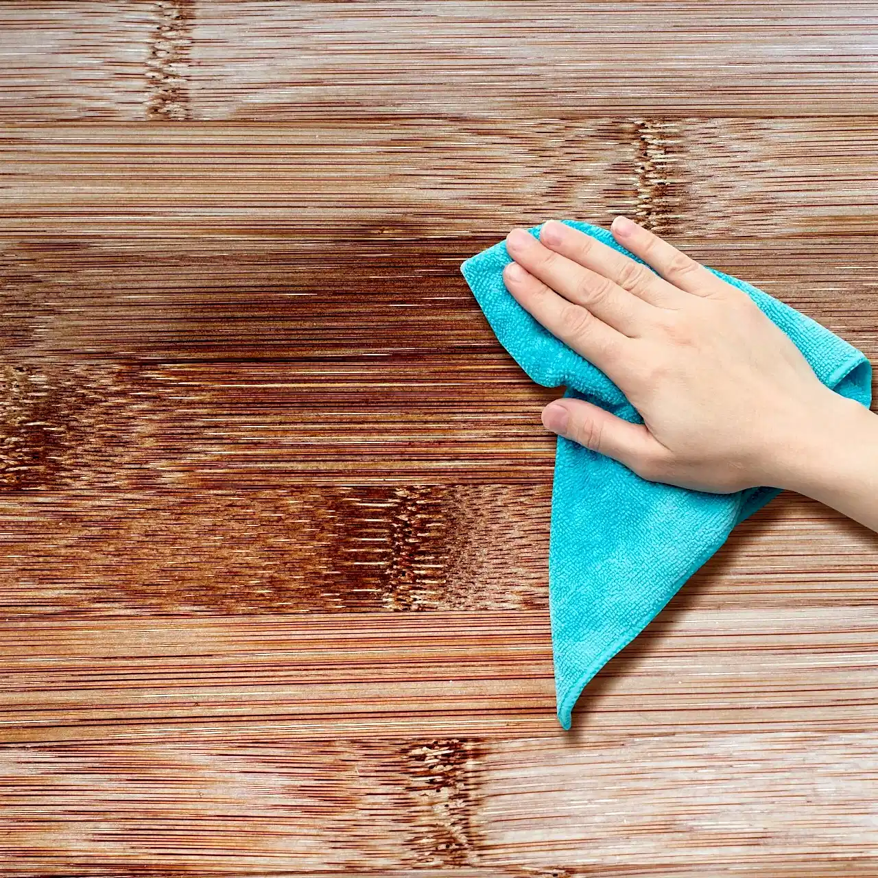 Table cleaning image